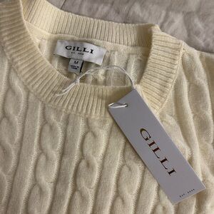Cream short sleeve sweater
